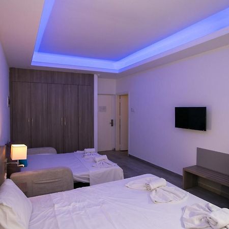 Flora Maria Hotel Ayía Nápa Extérieur photo