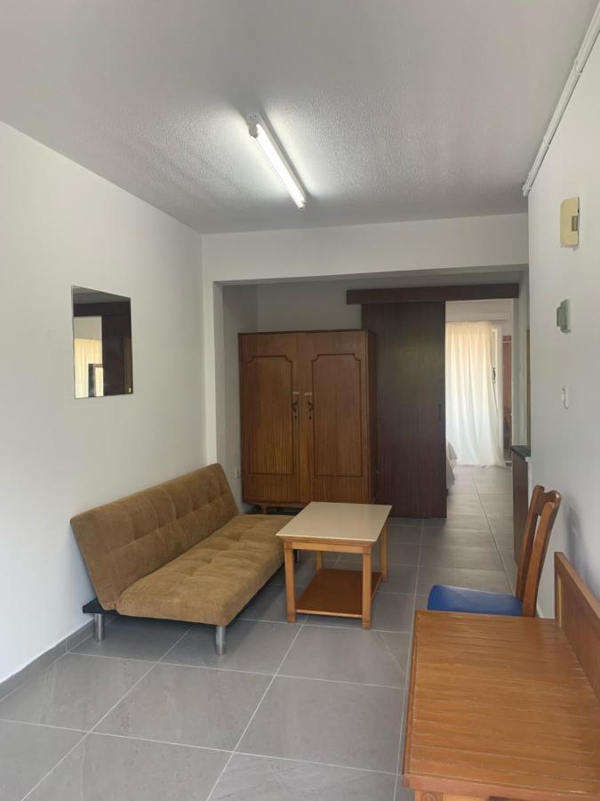 Flora Maria Hotel Ayía Nápa Extérieur photo
