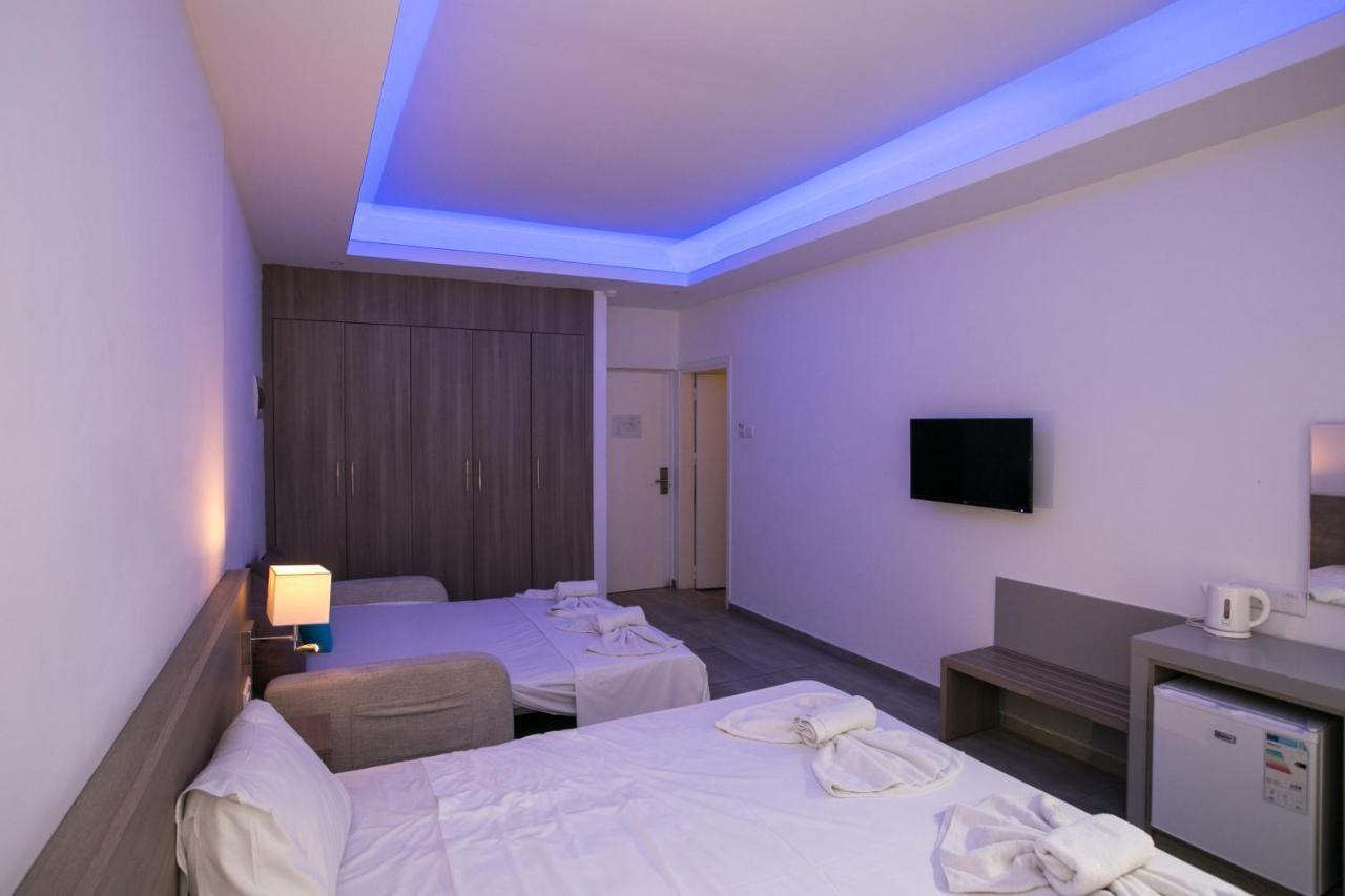 Flora Maria Hotel Ayía Nápa Extérieur photo