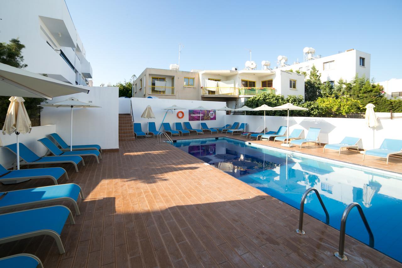 Flora Maria Hotel Ayía Nápa Extérieur photo