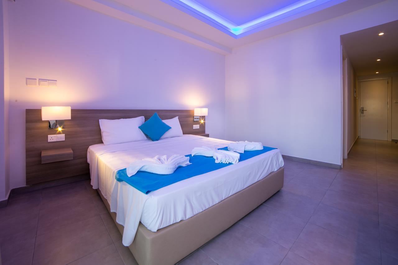 Flora Maria Hotel Ayía Nápa Extérieur photo