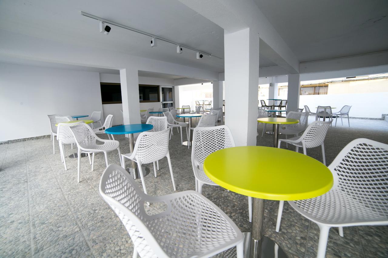 Flora Maria Hotel Ayía Nápa Extérieur photo