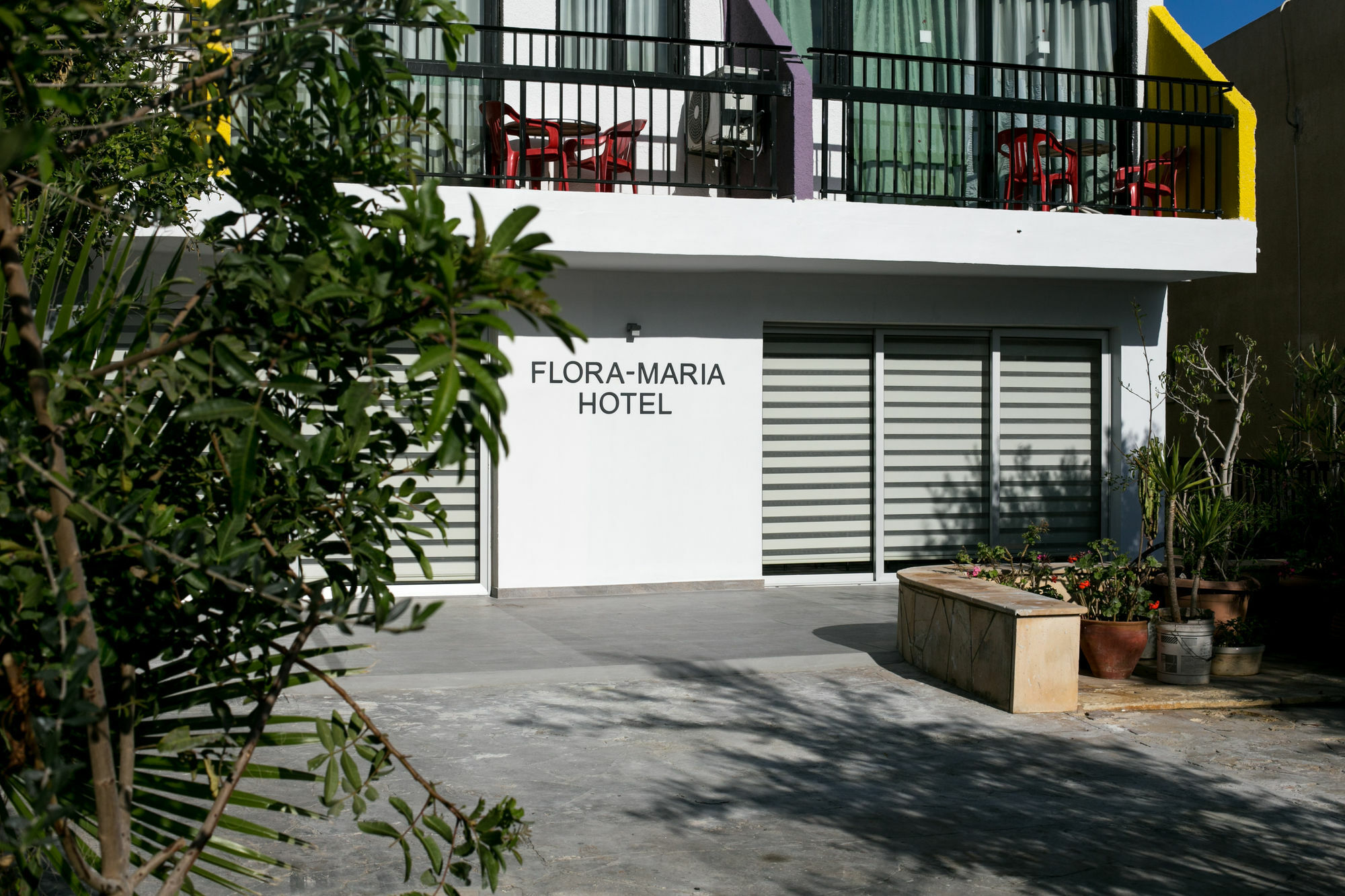 Flora Maria Hotel Ayía Nápa Extérieur photo